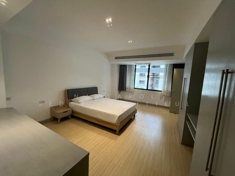 Villa Bajaj, Bangkok, Soi Sukhumvit 19, Khlongtoei Nua, Watthana, Bangkok, 2 Bedrooms, 160 sqm, Condo For Rent, by Nattapol Jedsadathitikul, 500251000 - DDproperty.com