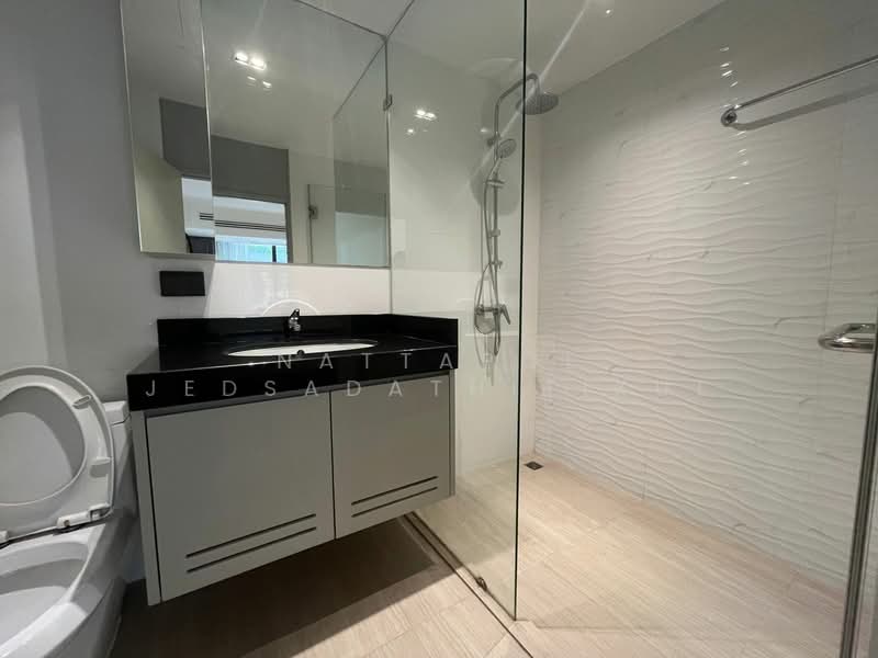 Villa Bajaj, Bangkok, Soi Sukhumvit 19, Khlongtoei Nua, Watthana, Bangkok, 2 Bedrooms, 160 sqm, Condo For Rent, by Nattapol Jedsadathitikul, 500251000 - DDproperty.com