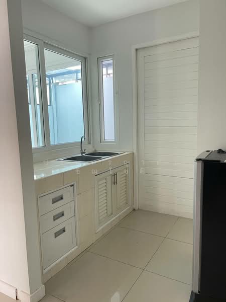 SPACE Ladprao-Mengjai, Bangkok, Pracha Uthit Road (Mengjai), Wang Thonglang, Wang Thonglang, Bangkok, 3 Bedrooms, 220 sqm, Townhouse For Rent, by ปรินทร์ญาดา ชิณโชติ, 500251013 - DDproperty.com
