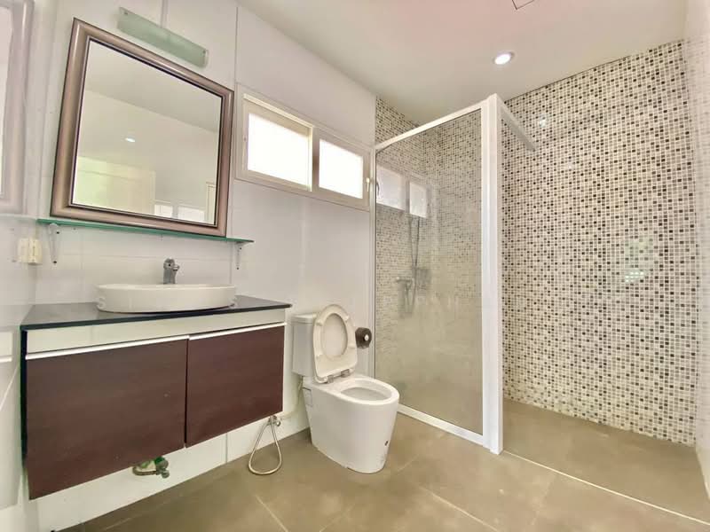 Villa for Rent in South Pattaya near Satit Udomseuksa School, Chon Buri (Pattaya), Thungklom - Talman 6, Bang Lamung, Bang Lamung (Pattaya), Chon Buri (Pattaya), 5 Bedrooms, 200 sqm, Villa For Rent, by Siwas Thepphabut, 500251016 - DDproperty.com