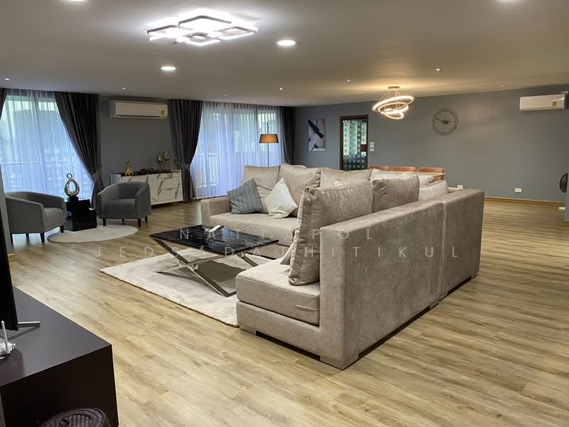 D.S. Tower 1 Sukhumvit 33, Bangkok, Soi Phrom Chit, Khlong Tan Nua, Watthana, Bangkok, 4 Bedrooms, 280 sqm, Condo For Rent, by Nattapol Jedsadathitikul, 500251017 - DDproperty.com