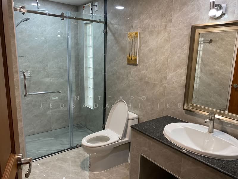 D.S. Tower 1 Sukhumvit 33, Bangkok, Soi Phrom Chit, Khlong Tan Nua, Watthana, Bangkok, 4 Bedrooms, 280 sqm, Condo For Rent, by Nattapol Jedsadathitikul, 500251017 - DDproperty.com