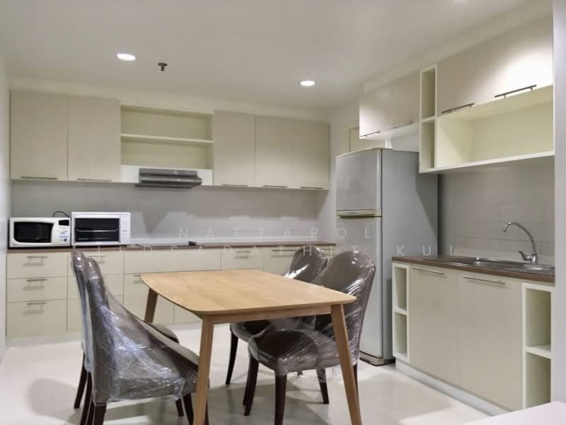 Baan Suanpetch, Bangkok, 18 Soi Sukhumvit 39, Khlong Tan Nua, Watthana, Bangkok, 2 Bedrooms, 132 sqm, Condo For Rent, by Nattapol Jedsadathitikul, 500251061 - DDproperty.com