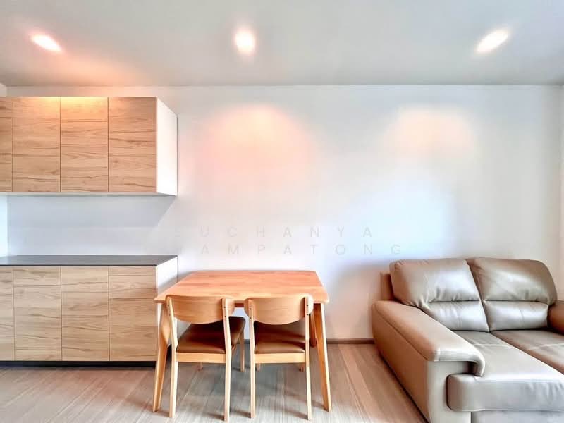 Life Sukhumvit 62, Bangkok, Soi Sukhumvit 62, Bang Chak, Phra Khanong, Bangkok, 2 Bedrooms, 50 sqm, Condo For Rent, by Suchanya Champatong, 500251085 - DDproperty.com