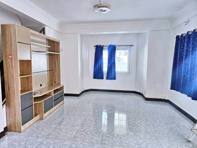 ไม่พบโครงการ, Bangkok, ลาดพร้าว 115-121, Khlong Chan, Bang Kapi, Bangkok, 4 Bedrooms, 200 sqm, Single Detached House For Rent, by ณัฐพงศ์ สุนทรอรุณ, 500251095 - DDproperty.com