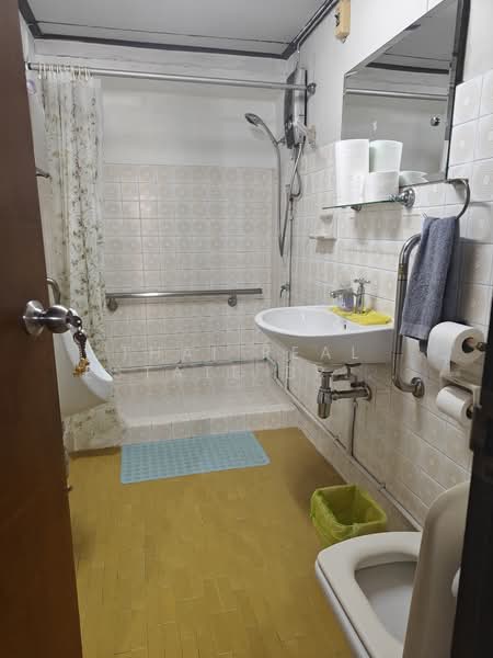 House for rent - Sathorn, Bangkok, Thung Maha Mek, Sathon, Bangkok, 4 Bedrooms, 300 sqm, Single Detached House For Rent, by Thai Real Estate Broker Association (TREBA), 500251102 - DDproperty.com
