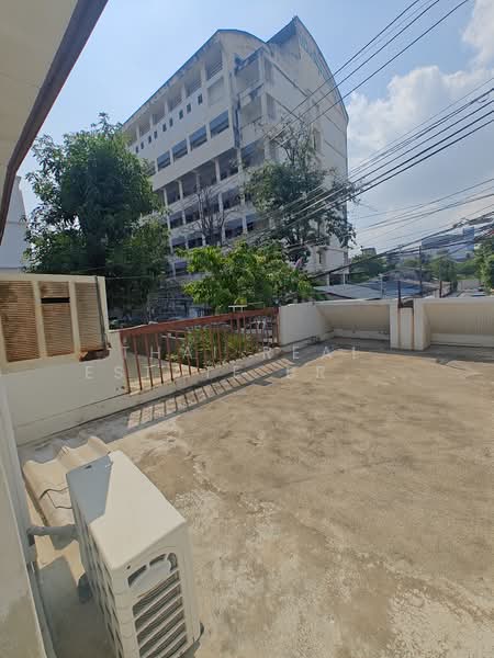 ให้เช่าบ้าน ย่านสาทร (c78), กรุงเทพ, ทุ่งมหาเมฆ, สาทร, กรุงเทพ, 300 ตร.ม., บ้านเดี่ยว ให้เช่า, โดย Thai Real Estate Broker Association (TREBA), 500251102 - DDproperty.com