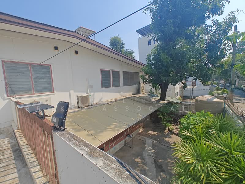 ให้เช่าบ้าน ย่านสาทร (c78), กรุงเทพ, ทุ่งมหาเมฆ, สาทร, กรุงเทพ, 300 ตร.ม., บ้านเดี่ยว ให้เช่า, โดย Thai Real Estate Broker Association (TREBA), 500251102 - DDproperty.com
