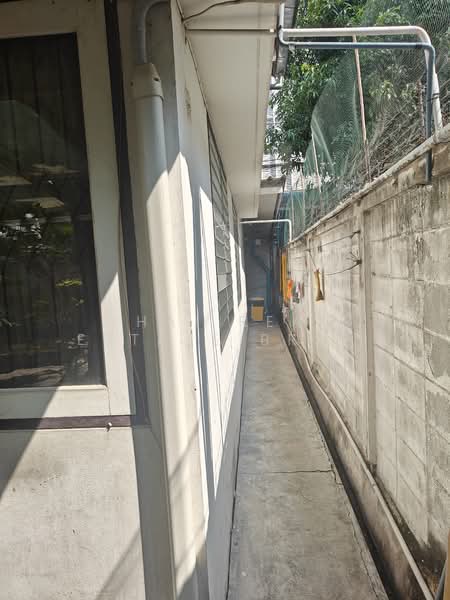 House for rent - Sathorn, Bangkok, Thung Maha Mek, Sathon, Bangkok, 4 Bedrooms, 300 sqm, Single Detached House For Rent, by Thai Real Estate Broker Association (TREBA), 500251102 - DDproperty.com