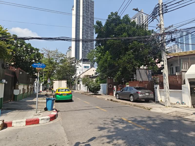 ให้เช่าบ้าน ย่านสาทร (c78), กรุงเทพ, ทุ่งมหาเมฆ, สาทร, กรุงเทพ, 300 ตร.ม., บ้านเดี่ยว ให้เช่า, โดย Thai Real Estate Broker Association (TREBA), 500251102 - DDproperty.com