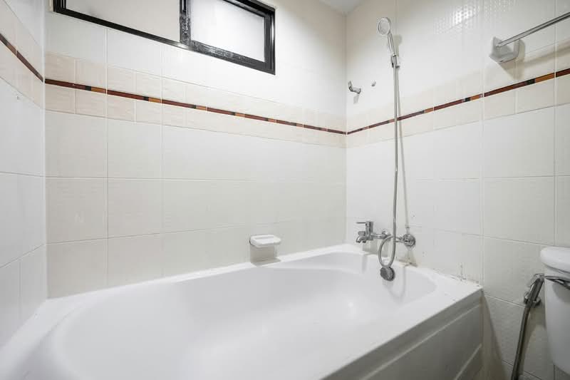 Lumpini Place Pinklao, Bangkok, 28 Borommaratchachonnani Road, Bang Bamru, Bang Phlat, Bangkok, 1 Bedroom, 30 sqm, Condo For Sale, by Nichapa Nuntapun, 500251112 - DDproperty.com