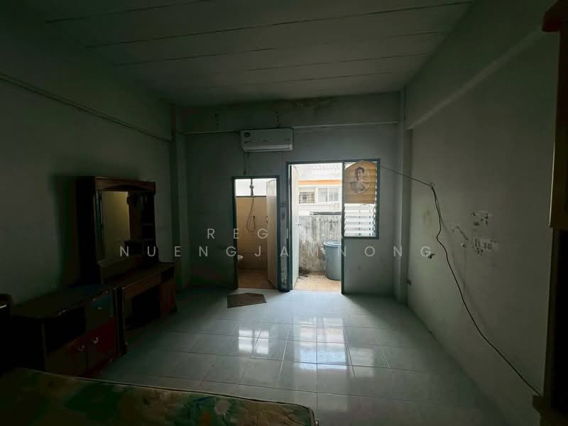 Fly Bird Condominium : นกบิน คอนโดมิเนียม, ชลบุรี, หนองปรือ, บางละมุง, ชลบุรี, 26 ตร.ม., คอนโด ขาย, โดย Regina Nuengjamnong, 500251121 - DDproperty.com