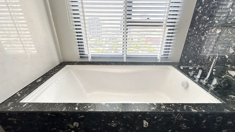 BEATNIQ Sukhumvit 32, Bangkok, Soi Sukhumvit 32, Sukhumvit Road, Khong Tan, Khlong Toei, Bangkok, 2 Bedrooms, 81 sqm, Condo For Rent, by Sarena Choengsamor, 500251141 - DDproperty.com