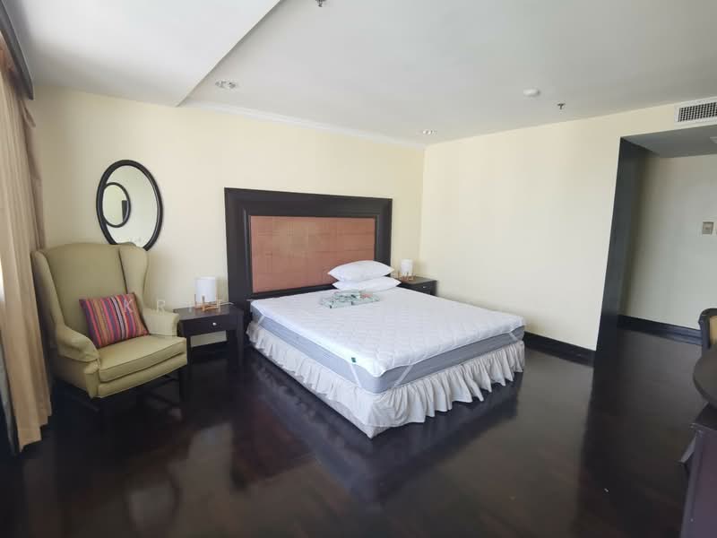 Lake Green, Bangkok, 199 Sukhumvit Soi 8, Khlong Toei, Khlong Toei, Bangkok, 3 Bedrooms, 150 sqm, Condo For Rent, by Krittin Tansida, 500251153 - DDproperty.com