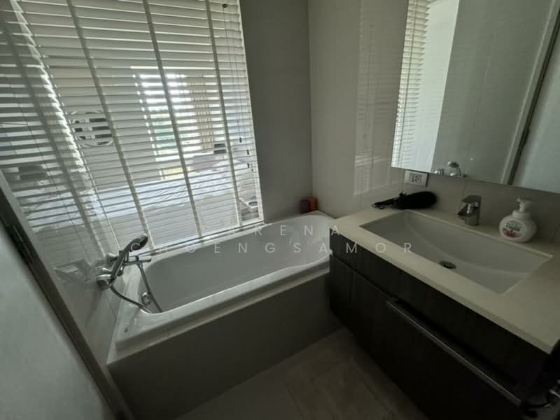 Via 49, Bangkok, 25/1 Soi Sukhumvit 49, Sukhumvit Road, Khlong Tan Nua, Watthana, Bangkok, 1 Bedroom, 46 sqm, Condo For Rent, by Sarena Choengsamor, 500251156 - DDproperty.com