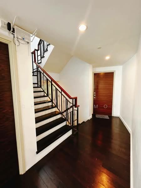 Watermark Chaophraya, Bangkok, Soi Charoennakorn 39-41, Charoennakorn Road, Bang Lam Phu Lang, Khlong San, Bangkok, 3 Bedrooms, 265 sqm, Condo For Rent, by Sarena Choengsamor, 500251162 - DDproperty.com