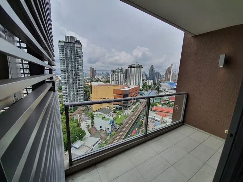 The Lofts Ekkamai, Bangkok, 1415 Sukhumvit Road, Phra Kanong Nua, Watthana, Bangkok, 1 Bedroom, 75 sqm, Condo For Rent, by Sarena Choengsamor, 500251166 - DDproperty.com