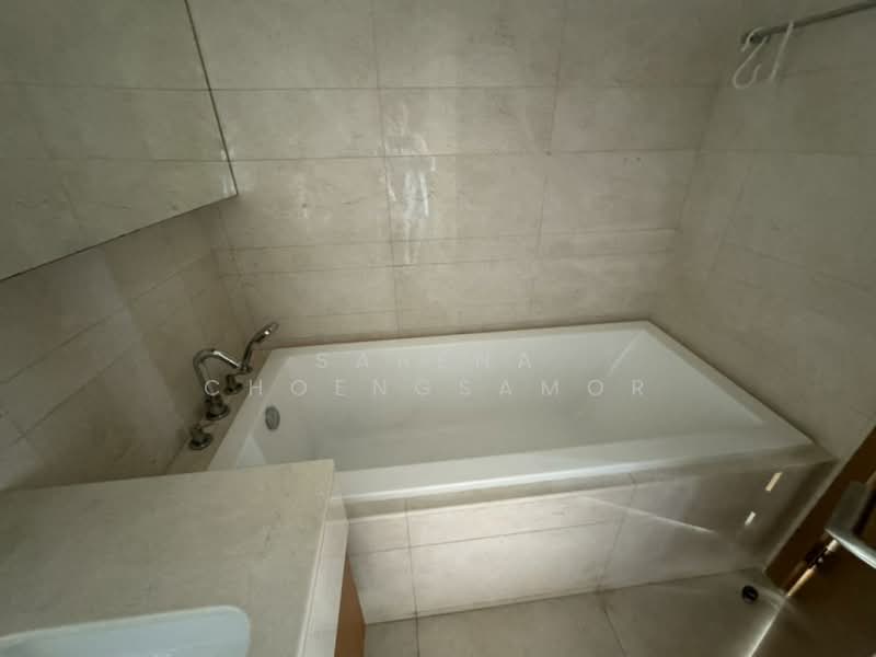 Prive by Sansiri, Bangkok, 68 Soi Ruamrudee, Wireless Road, Lumphini, Pathum Wan, Bangkok, 1 Bedroom, 54 sqm, Condo For Rent, by Sarena Choengsamor, 500251167 - DDproperty.com