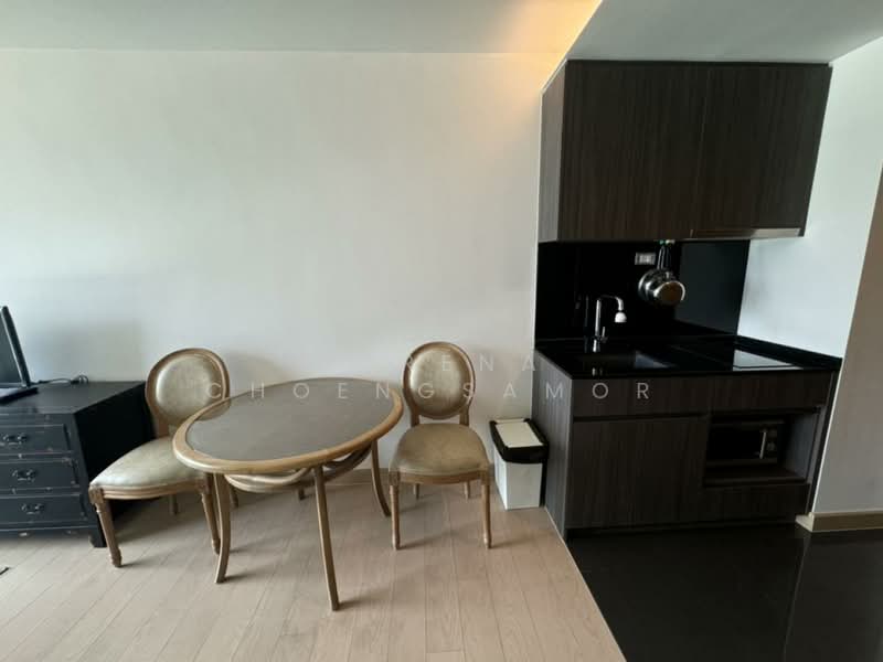 Via 49, Bangkok, 25/1 Soi Sukhumvit 49, Sukhumvit Road, Khlong Tan Nua, Watthana, Bangkok, 1 Bedroom, 46 sqm, Condo For Rent, by Sarena Choengsamor, 500251169 - DDproperty.com