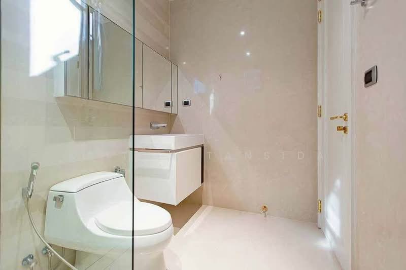 Vittorio 39, Bangkok, 8 Sukhumvit, Khlong Tan Nua, Watthana, Bangkok, 2 Bedrooms, 127 sqm, Condo For Rent, by Krittin Tansida, 500251176 - DDproperty.com