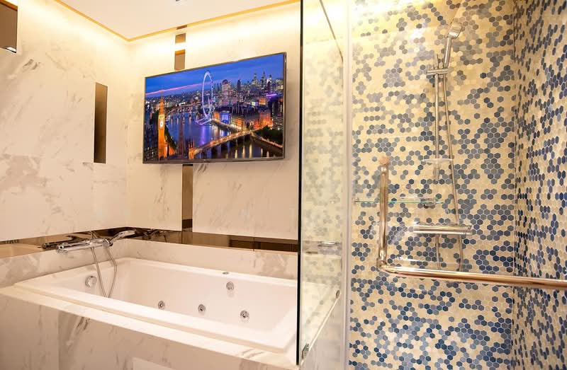 Belle Grand Rama 9, Bangkok, 131 Rama 9 Road, Huai Khwang, Huai Khwang, Bangkok, 3 Bedrooms, 182 sqm, Condo For Sale, by Krittin Tansida, 500251187 - DDproperty.com