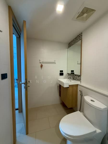 The Breeze Condominium Bangsaray : เดอะ บรีซ คอนโดมิเนียม บางเสร่, ชลบุรี, บางเสร่, สัตหีบ, ชลบุรี, 29 ตร.ม., คอนโด ขาย, โดย Regina Nuengjamnong, 500251225 - DDproperty.com