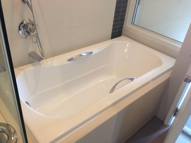 The Crest Sukhumvit 49, Bangkok, Sukhumvit 49, Khlong Tan Nua, Watthana, Bangkok, 1 Bedroom, 35 sqm, Condo For Rent, by Krittin Tansida, 500251253 - DDproperty.com