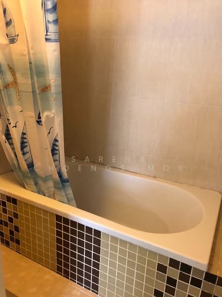 The Clover Thonglor Residence, Bangkok, Soi Sukhumvit 55, Khlong Tan Nua, Watthana, Bangkok, 1 Bedroom, 36 sqm, Condo For Rent, by Sarena Choengsamor, 500251296 - DDproperty.com