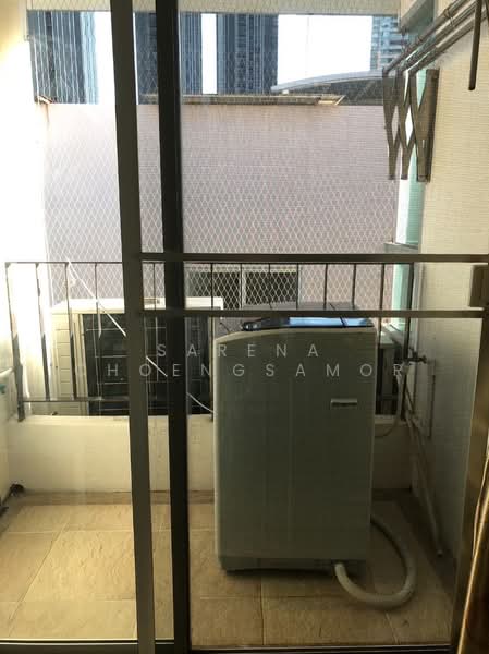 The Clover Thonglor Residence, Bangkok, Soi Sukhumvit 55, Khlong Tan Nua, Watthana, Bangkok, 1 Bedroom, 36 sqm, Condo For Rent, by Sarena Choengsamor, 500251296 - DDproperty.com