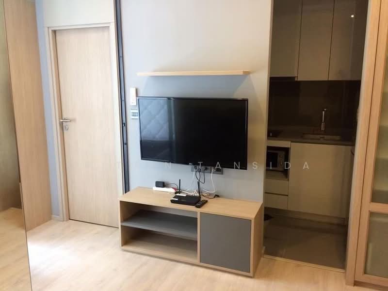 M Thonglor 10, Bangkok, 9 Soi Ekkamai 12, Ekkamai Road, Khlong Tan Nua, Watthana, Bangkok, 1 Bedroom, 29 sqm, Condo For Rent, by Krittin Tansida, 500251304 - DDproperty.com
