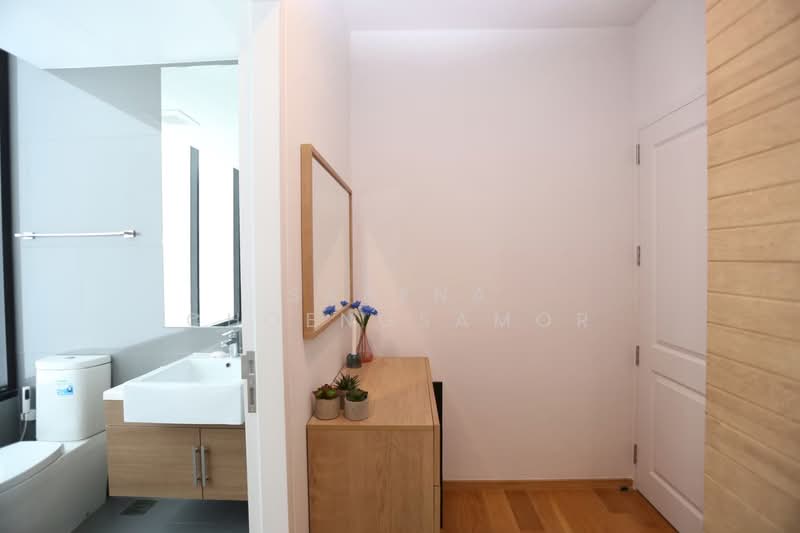 Noble Revo Silom, Bangkok, 88 Soi Surasak Surasak Road, Silom, Bang Rak, Bangkok, 2 Bedrooms, 66 sqm, Condo For Sale, by Sarena Choengsamor, 500251320 - DDproperty.com