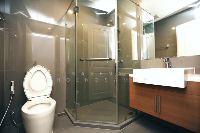 Noble Revo Silom, Bangkok, 88 Soi Surasak Surasak Road, Silom, Bang Rak, Bangkok, 2 Bedrooms, 66 sqm, Condo For Sale, by Sarena Choengsamor, 500251320 - DDproperty.com