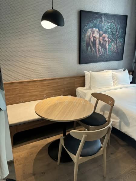 Park Origin Phrom Phong (Park 24), Bangkok, 68 Soi Sukhumvit 24, Khong Tan, Khlong Toei, Bangkok, 1 Bedroom, 29 sqm, Condo For Rent, by Sarena Choengsamor, 500251371 - DDproperty.com