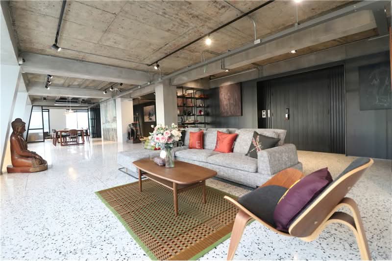 Diamond Tower, Bangkok, Silom, Silom, Bang Rak, Bangkok, 2 Bedrooms, 257 sqm, Condo For Sale, by Sarena Choengsamor, 500251396 - DDproperty.com