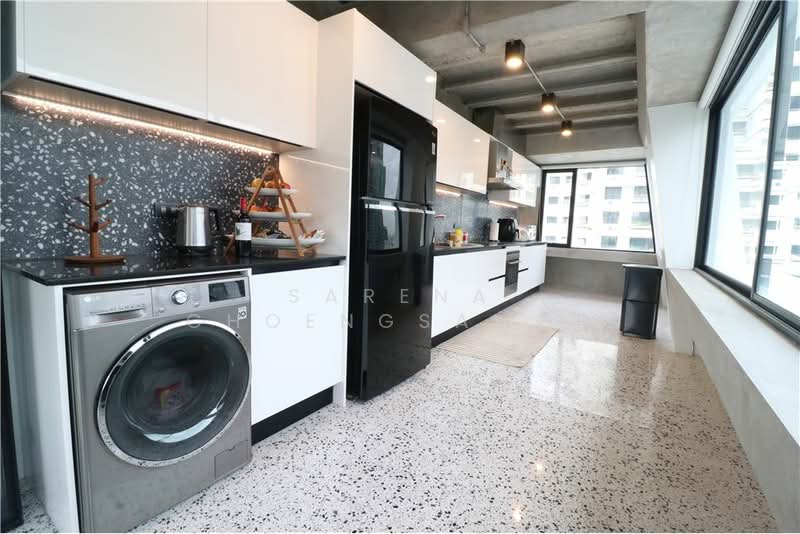 Diamond Tower, Bangkok, Silom, Silom, Bang Rak, Bangkok, 2 Bedrooms, 257 sqm, Condo For Sale, by Sarena Choengsamor, 500251396 - DDproperty.com