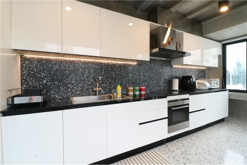 Diamond Tower, Bangkok, Silom, Silom, Bang Rak, Bangkok, 2 Bedrooms, 257 sqm, Condo For Sale, by Sarena Choengsamor, 500251396 - DDproperty.com