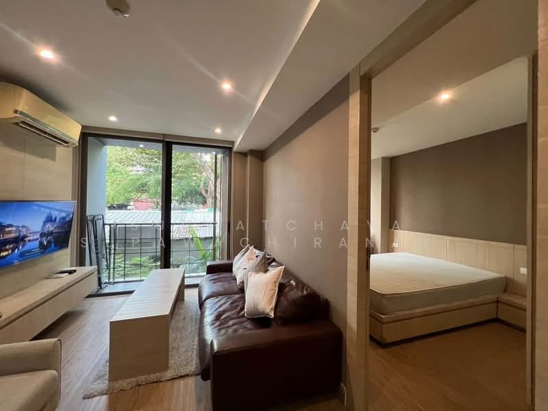 Klass Silom, Bangkok, 52 Silom Road, Silom, Bang Rak, Bangkok, 1 Bedroom, 38 sqm, Condo For Sale, by Suchatchaya Supawachiranant, 500251461 - DDproperty.com