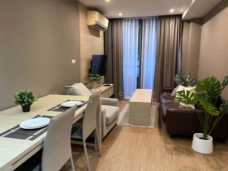 Klass Silom, Bangkok, 52 Silom Road, Silom, Bang Rak, Bangkok, 1 Bedroom, 38 sqm, Condo For Sale, by Suchatchaya Supawachiranant, 500251461 - DDproperty.com