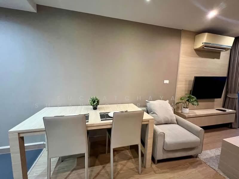 Klass Silom, Bangkok, 52 Silom Road, Silom, Bang Rak, Bangkok, 1 Bedroom, 38 sqm, Condo For Sale, by Suchatchaya Supawachiranant, 500251461 - DDproperty.com