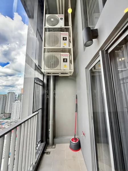 Life Rama 4-Asoke, Bangkok, Rama 4 Road, Khlong Toei, Khlong Toei, Bangkok, 2 Bedrooms, 48 sqm, Condo For Rent, by Suchatchaya Supawachiranant, 500251496 - DDproperty.com