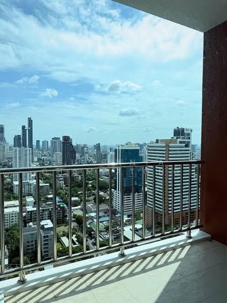 Fullerton Sukhumvit : ฟูลเลอตัน สุขุมวิท, กรุงเทพ, ถนนสุขุมวิท, คลองตันเหนือ, วัฒนา, กรุงเทพ, 96 ตร.ม., คอนโด ขาย, โดย Suchanya Champatong, 500251500 - DDproperty.com