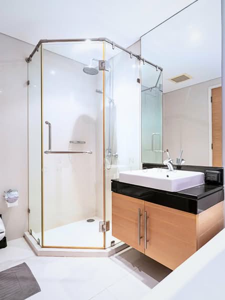 Fullerton Sukhumvit, Bangkok, Sukhumvit Road, Khlong Tan Nua, Watthana, Bangkok, 2 Bedrooms, 96 sqm, Condo For Sale, by Suchanya Champatong, 500251500 - DDproperty.com