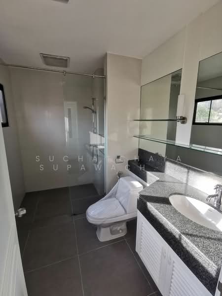 Anna Villa Sukhumvit 40, Bangkok, 4 Soi Sukhumvit 40, Phra Kanong, Khlong Toei, Bangkok, 3 Bedrooms, 300 sqm, Apartment For Rent, by Suchatchaya Supawachiranant, 500251595 - DDproperty.com