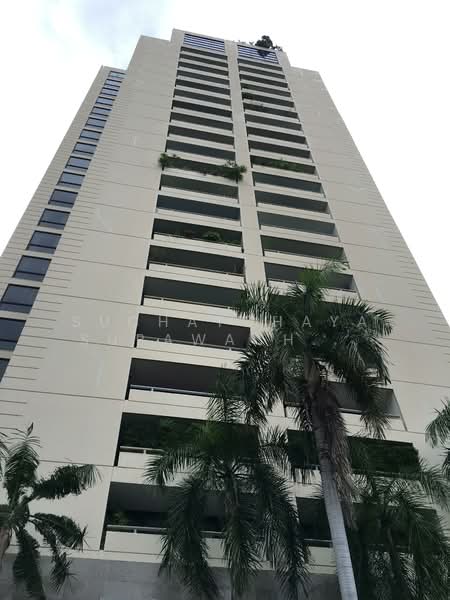 Somkid Gardens, Bangkok, Ploenchit, Lumphini, Pathum Wan, Bangkok, 4 Bedrooms, 211 sqm, Condo For Rent, by Suchatchaya Supawachiranant, 500251597 - DDproperty.com