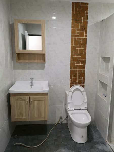 Witthayu Complex : วิทยุ คอมเพล็กซ์, กรุงเทพ, 1673 ถนนเพชรบุรีตัดใหม่, มักกะสัน, ราชเทวี, กรุงเทพ, 70 ตร.ม., คอนโด ให้เช่า, โดย Withada Jaiarree, 500251623 - DDproperty.com