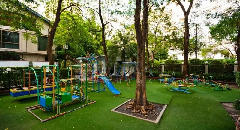 Richmond Palace, Bangkok, Soi Sukhumvit 43 Sukhumvit Road, Khlong Tan Nua, Watthana, Bangkok, 3 Bedrooms, 145 sqm, Condo For Rent, by Suchatchaya Supawachiranant, 500251625 - DDproperty.com