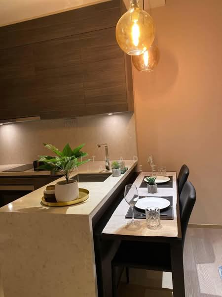The Esse Asoke, Bangkok, 333 Soi Sukhumvit 21, Sukhumvit Road, Khlongtoei Nua, Watthana, Bangkok, 1 Bedroom, 47 sqm, Condo For Rent, by Withada Jaiarree, 500251630 - DDproperty.com