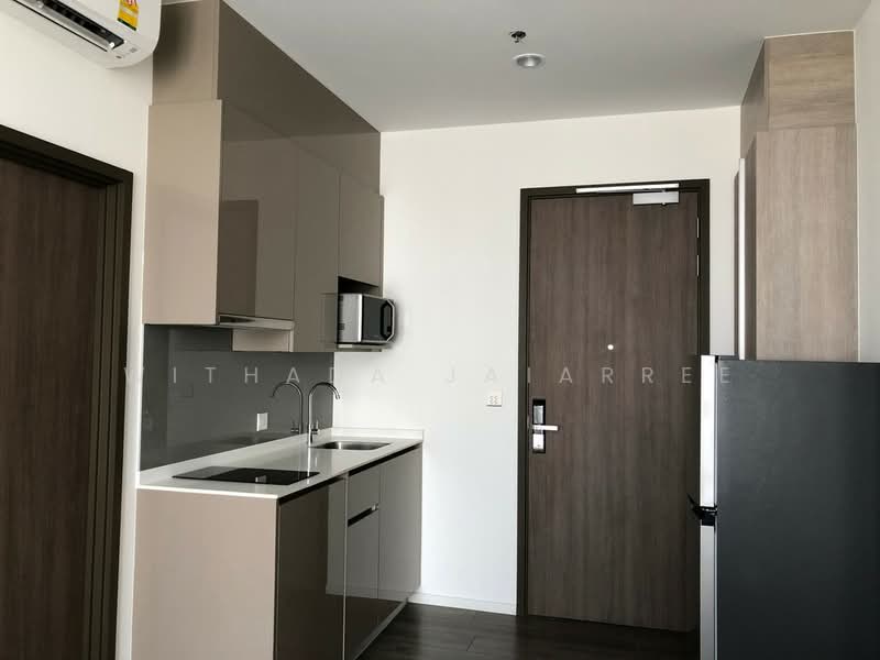 Whizdom Essence, Bangkok, 5 Piyabutr 1 Alley, Bang Chak, Phra Khanong, Bangkok, 1 Bedroom, 34 sqm, Condo For Rent, by Withada Jaiarree, 500251656 - DDproperty.com