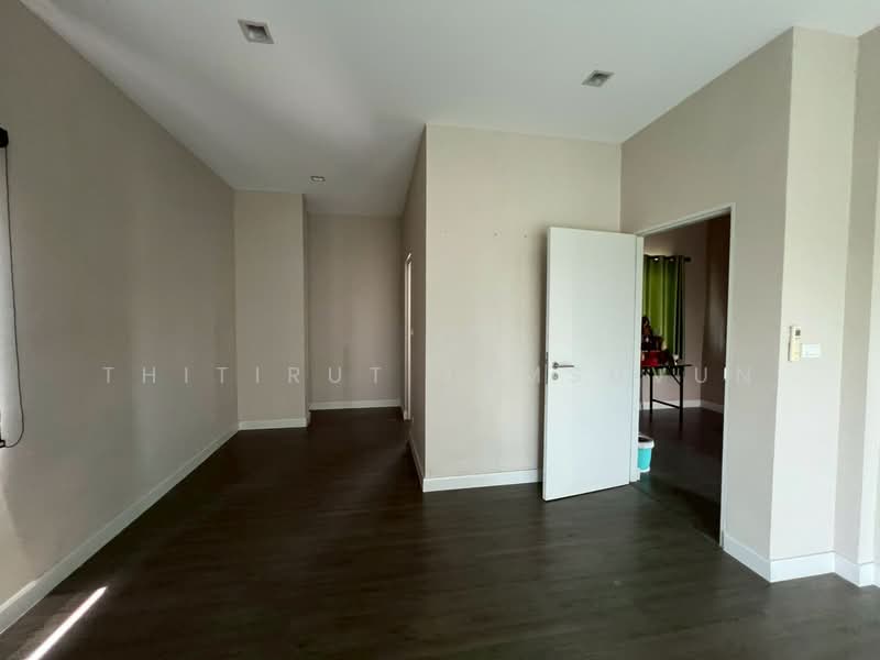 Bangkok Boulevard Srinakarin-Bangna, Samut Prakan, Nam Daeng-Bang Phli Road, Bang Kaeo, Bang Plee, Samut Prakan, 3 Bedrooms, 229 sqm, Single Detached House For Sale, by Thitirut Jamsuvun, 500251660 - DDproperty.com