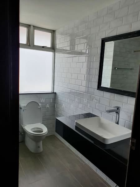 Newton Tower, Bangkok, Soi Sukhumvit 6, Khlong Toei, Khlong Toei, Bangkok, 2 Bedrooms, 190 sqm, Condo For Rent, by Withada Jaiarree, 500251700 - DDproperty.com